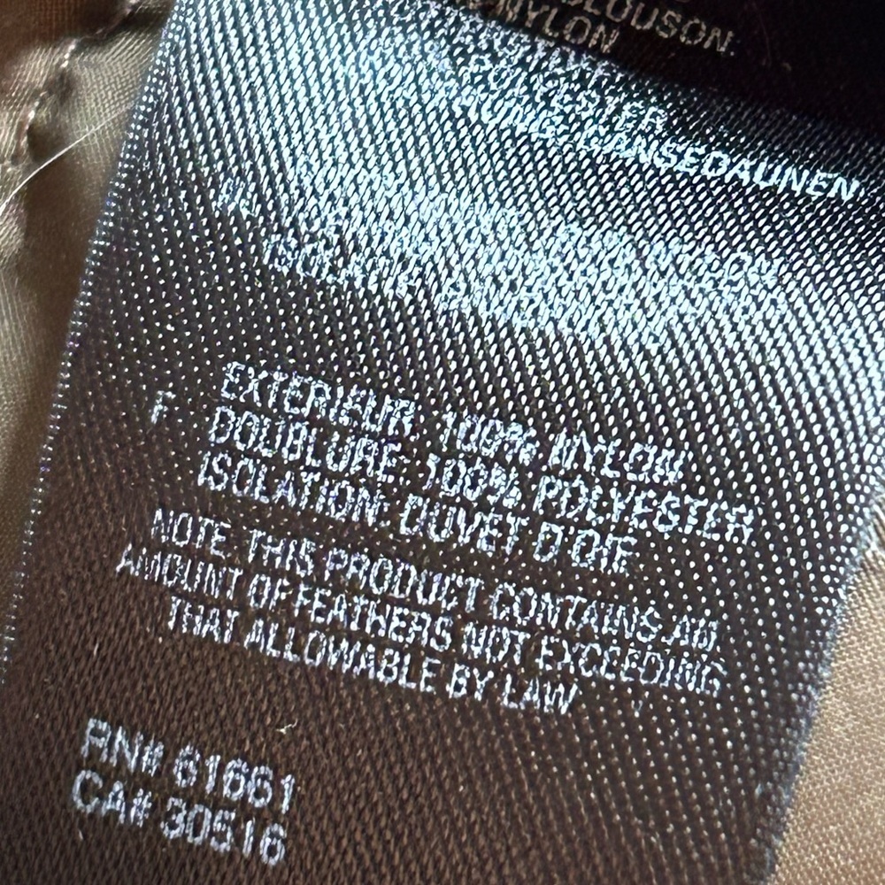 The North Face brown Puffer Jacket. Stove sack. 700.  One repair - Picture 12 of 16